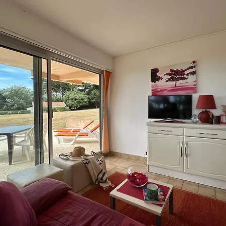 Face A La Avec Grande Terrasse بورنيك