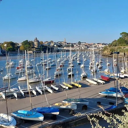 Face A La Avec Grande Terrasse شقة *
